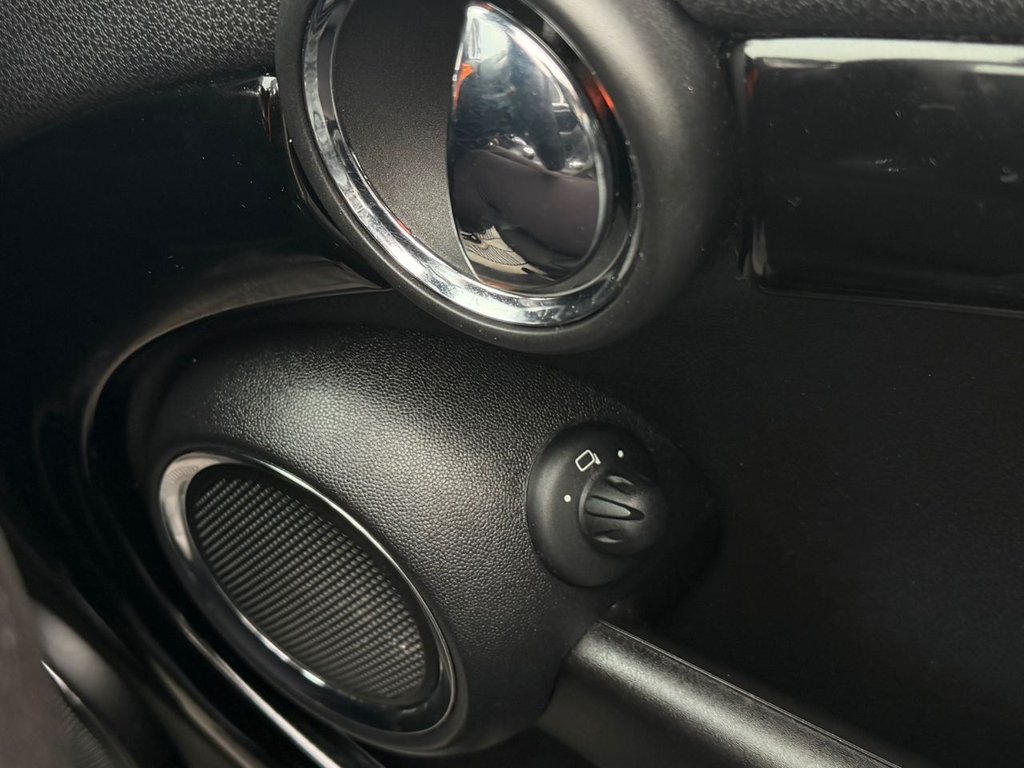 Used MINI Convertible 2012 for sale - 77920059: Photo 15