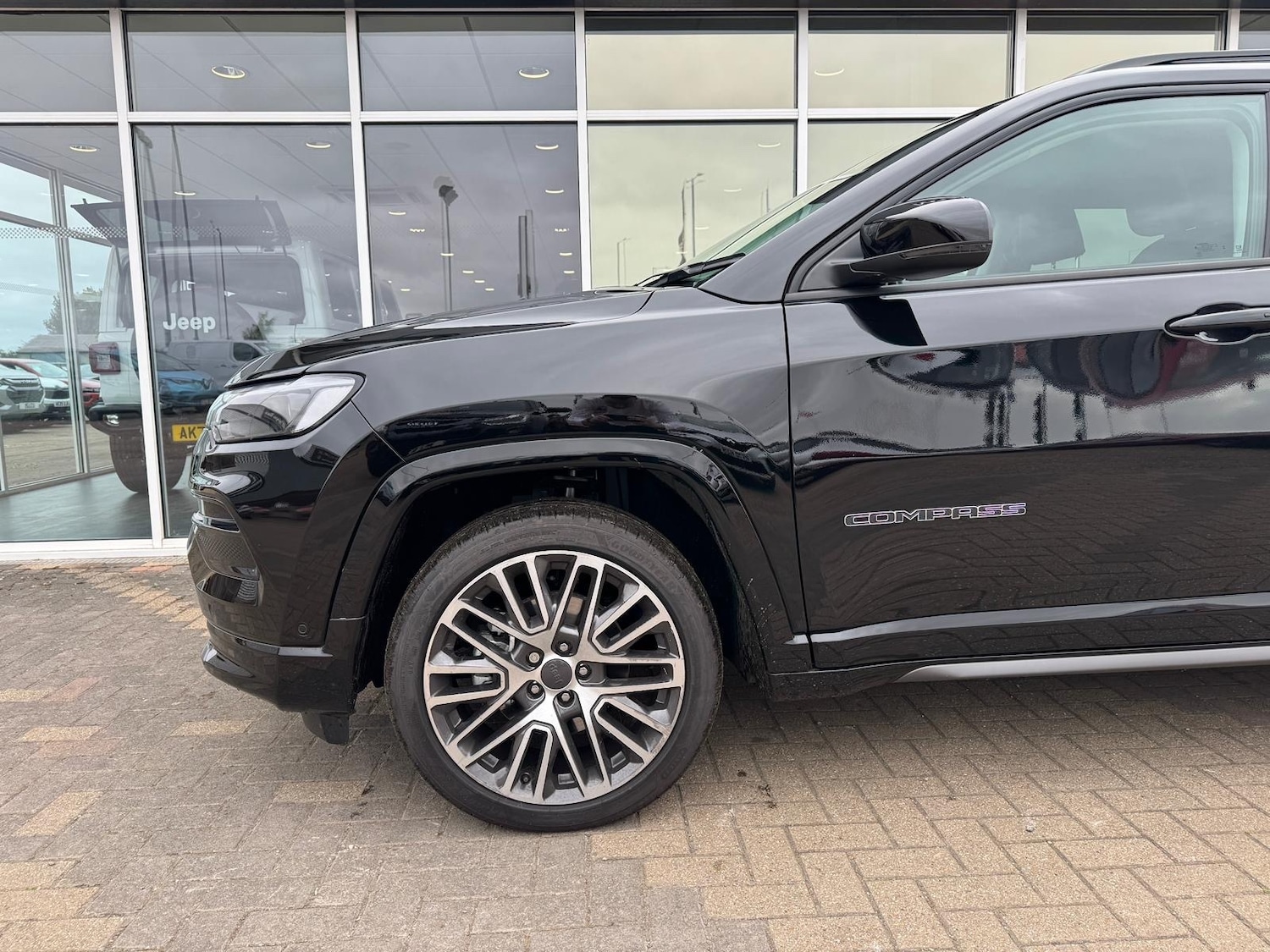 Used Jeep Compass 2025 for sale - 76350856: Photo 46