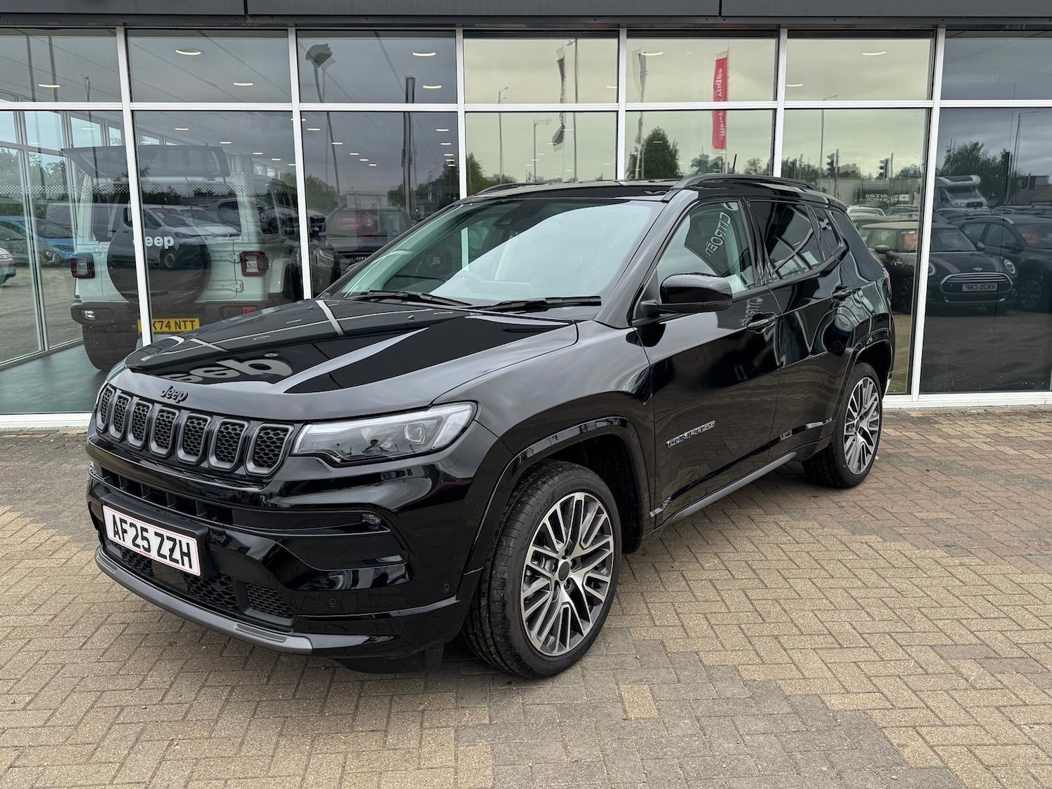 Used Jeep Compass 2025 for sale - 76350856: Photo 9