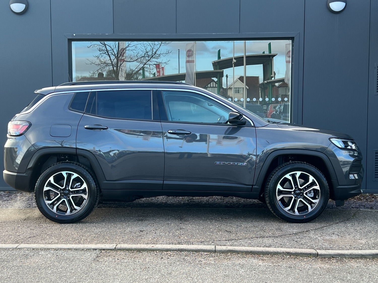Used Jeep Compass 2023 for sale - 76338775: Photo 7