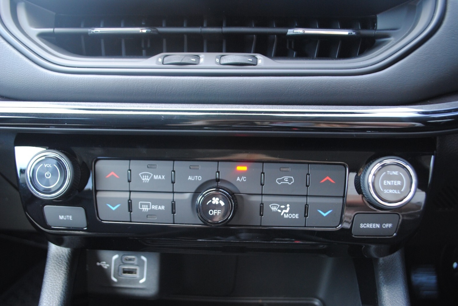 Used Jeep Compass 2024 for sale - 76350942: Photo 39