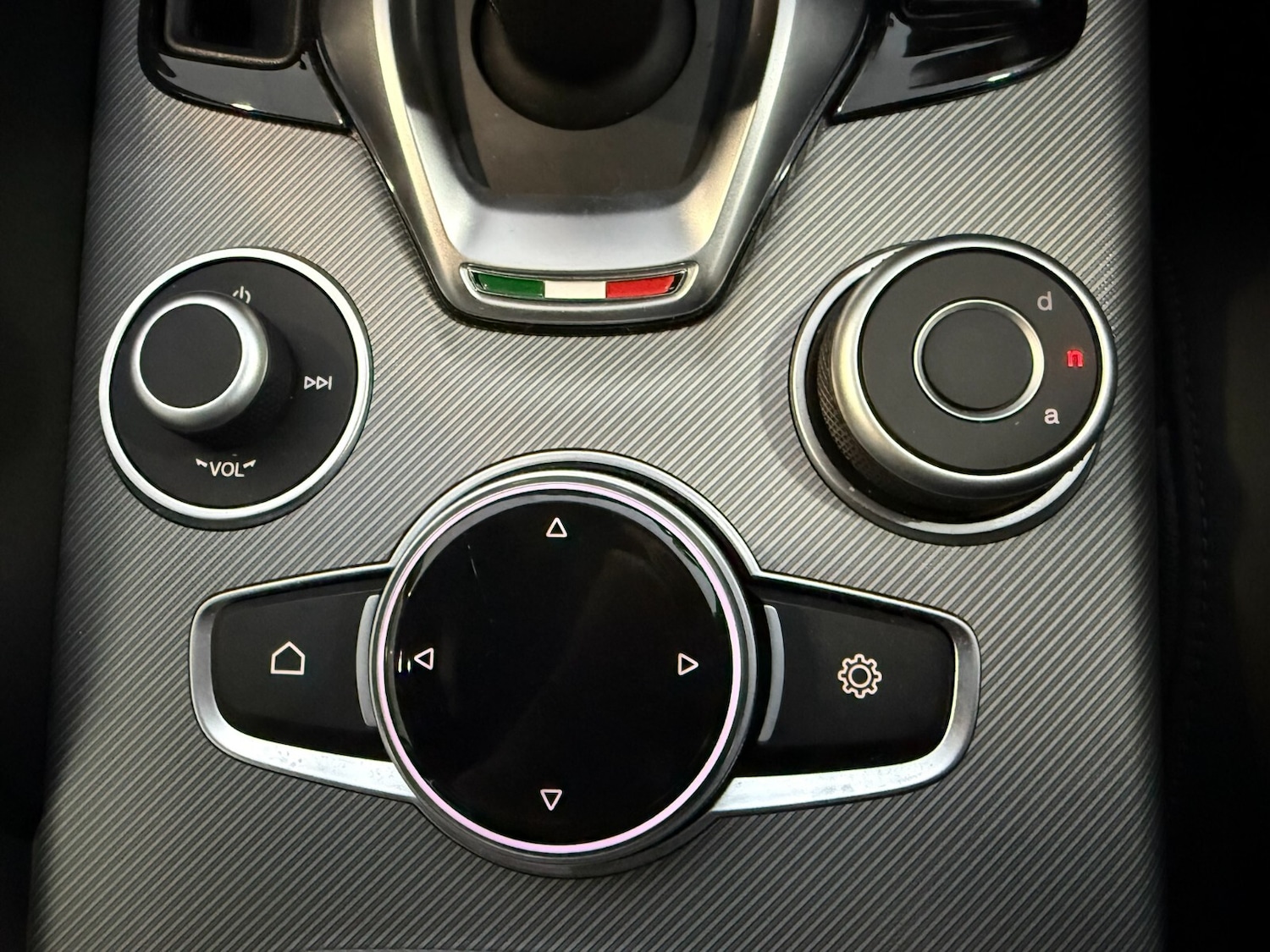 Used Alfa Romeo Giulia 2024 for sale - 77082505: Photo 22