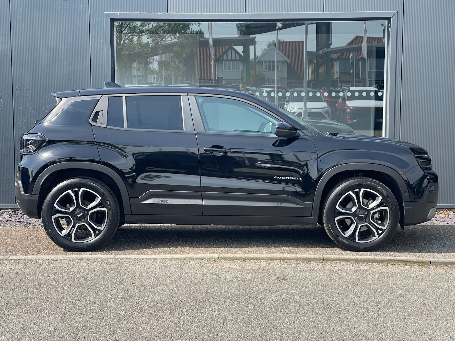 Used Jeep Other 2023 for sale - 76338867: Photo 2