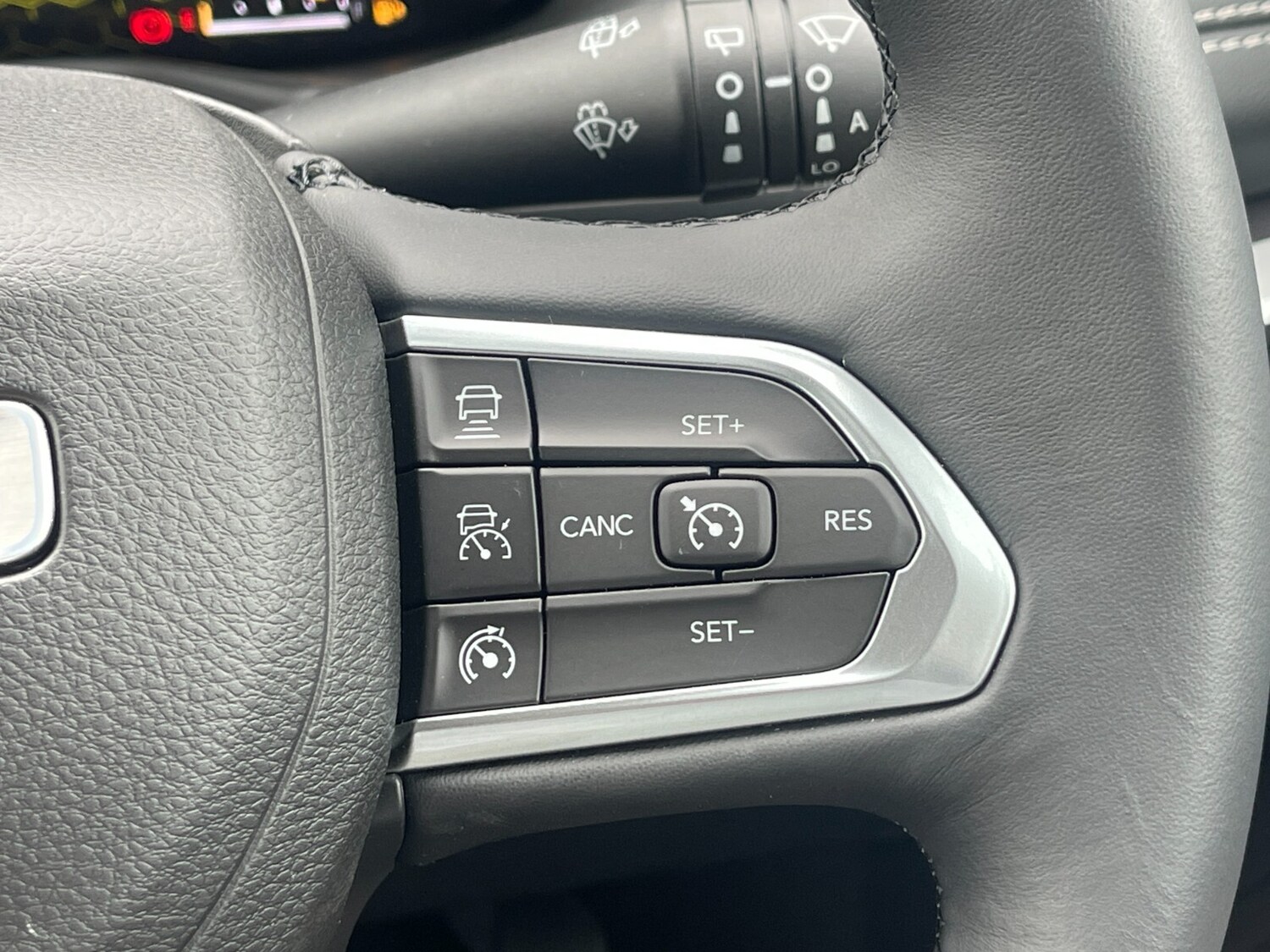 Used Jeep Compass 2023 for sale - 76350726: Photo 28