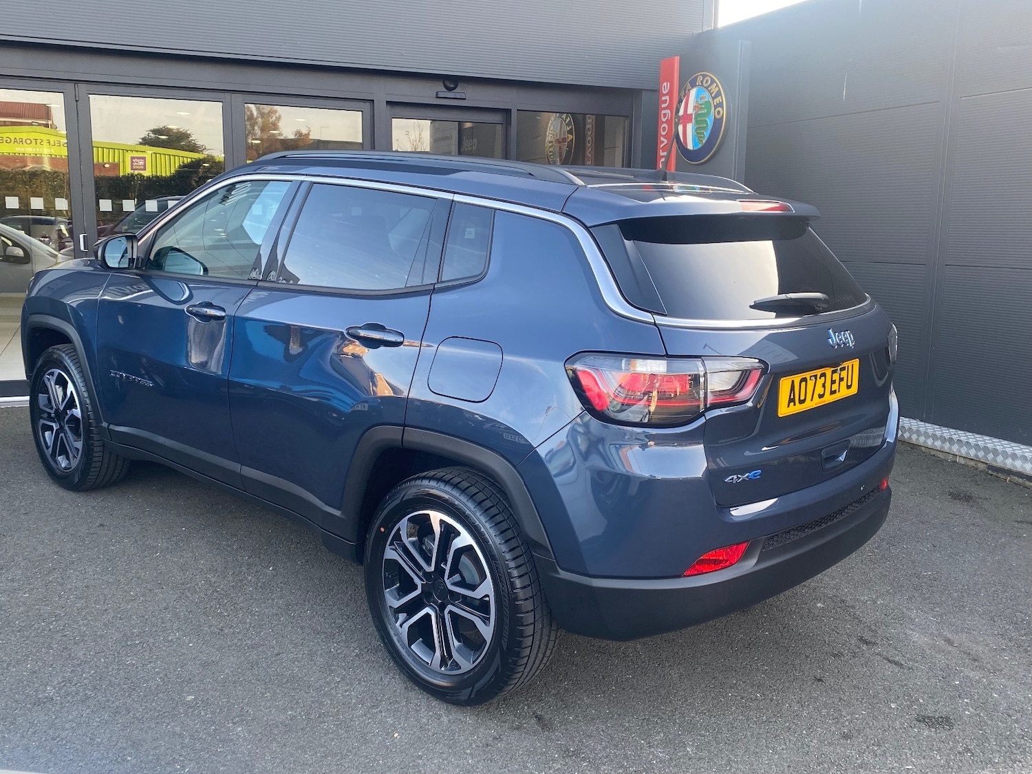 Used Jeep Compass 2023 for sale - 76351017: Photo 2