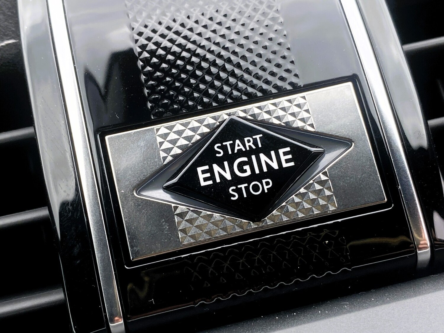 Used DS Automobiles DS 7 2024 for sale - 76338921: Photo 34