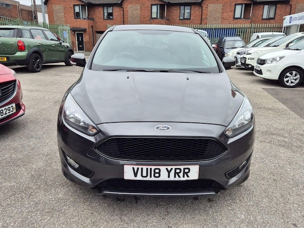 Used Ford Focus 2018 for sale - 76080902: Photo 4