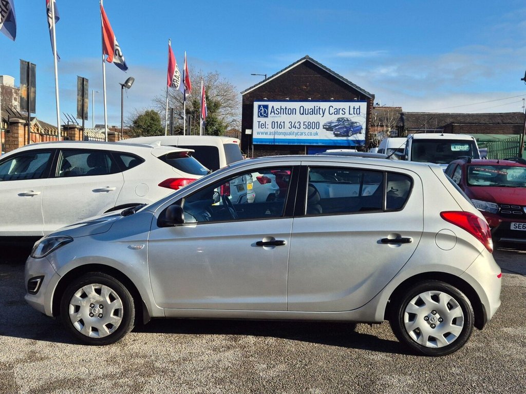 Used Hyundai i20 2013 for sale - 76642593: Photo 1