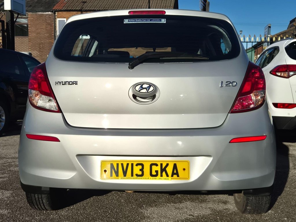 Used Hyundai i20 2013 for sale - 76642593: Photo 10