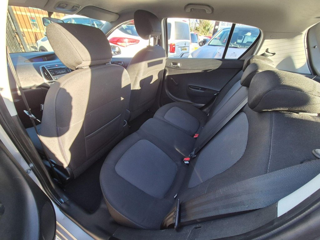 Used Hyundai i20 2013 for sale - 76642593: Photo 14