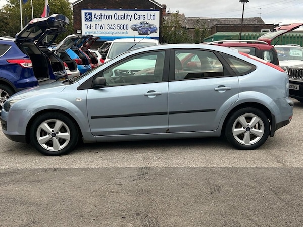 Used Ford Focus 2006 for sale - 76210760: Photo 2