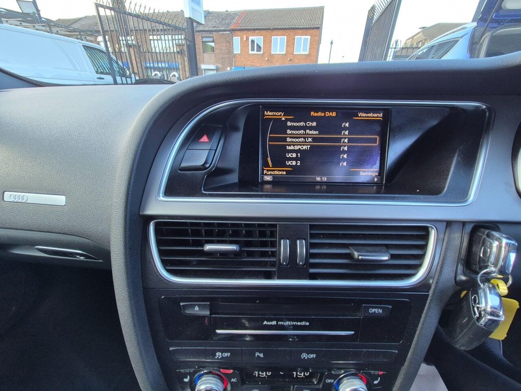 Used Audi A5 Cabriolet 2013 for sale - 76081214: Photo 24