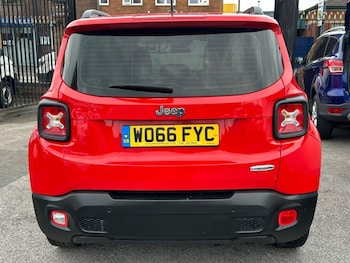 Used Jeep Renegade 2016 for sale - 76147879: Photo 4