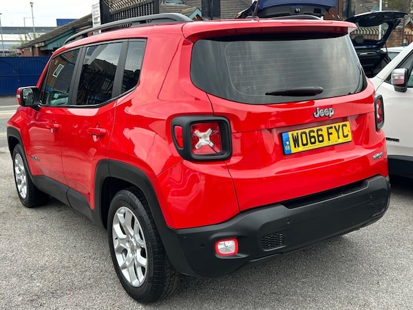 Used Jeep Renegade 2016 for sale - 76147879: Photo 7