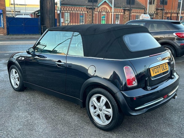 Used MINI Convertible 2007 for sale - 75354323: Photo 11