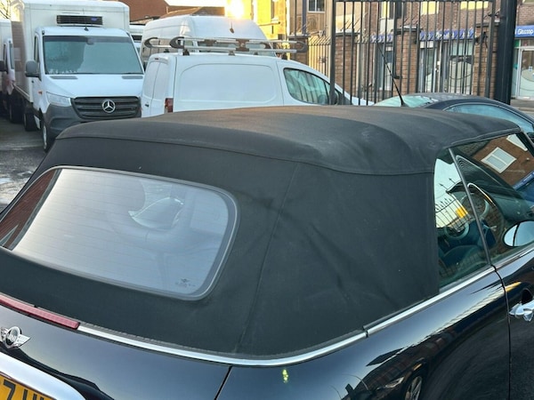 Used MINI Convertible 2007 for sale - 75354323: Photo 15