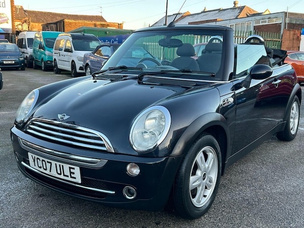 Used MINI Convertible 2007 for sale - 75354323: Photo 2