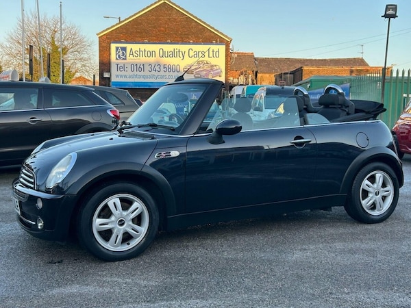 Used MINI Convertible 2007 for sale - 75354323: Photo 8