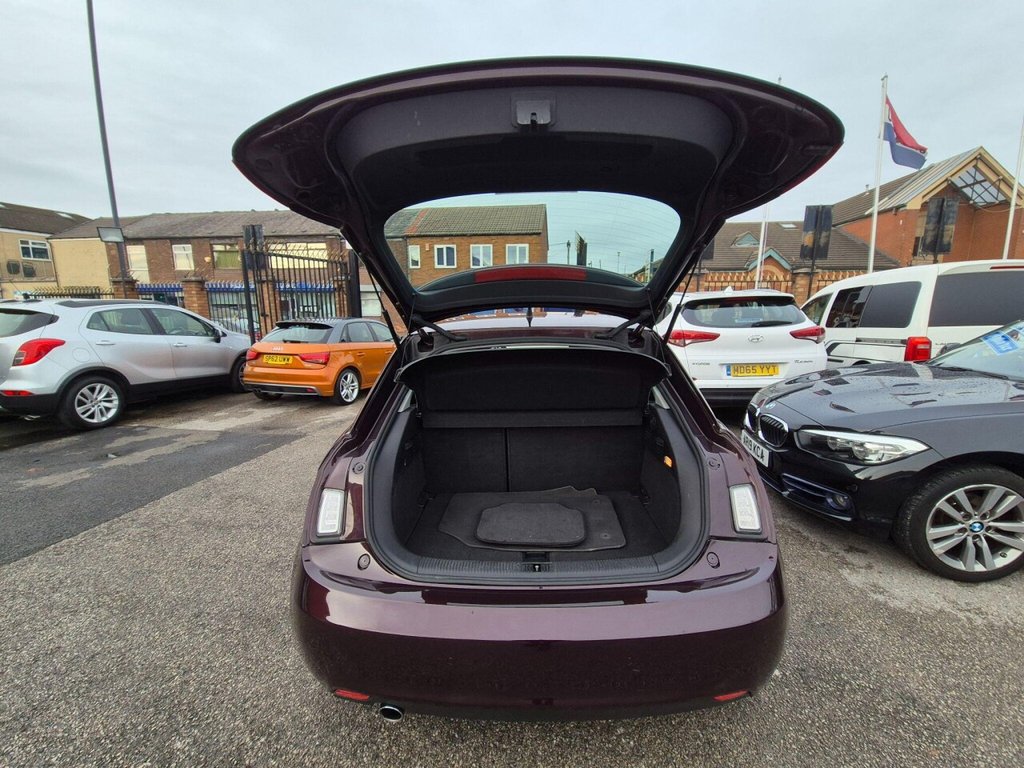 Used Audi A1 2011 for sale - 76711271: Photo 11