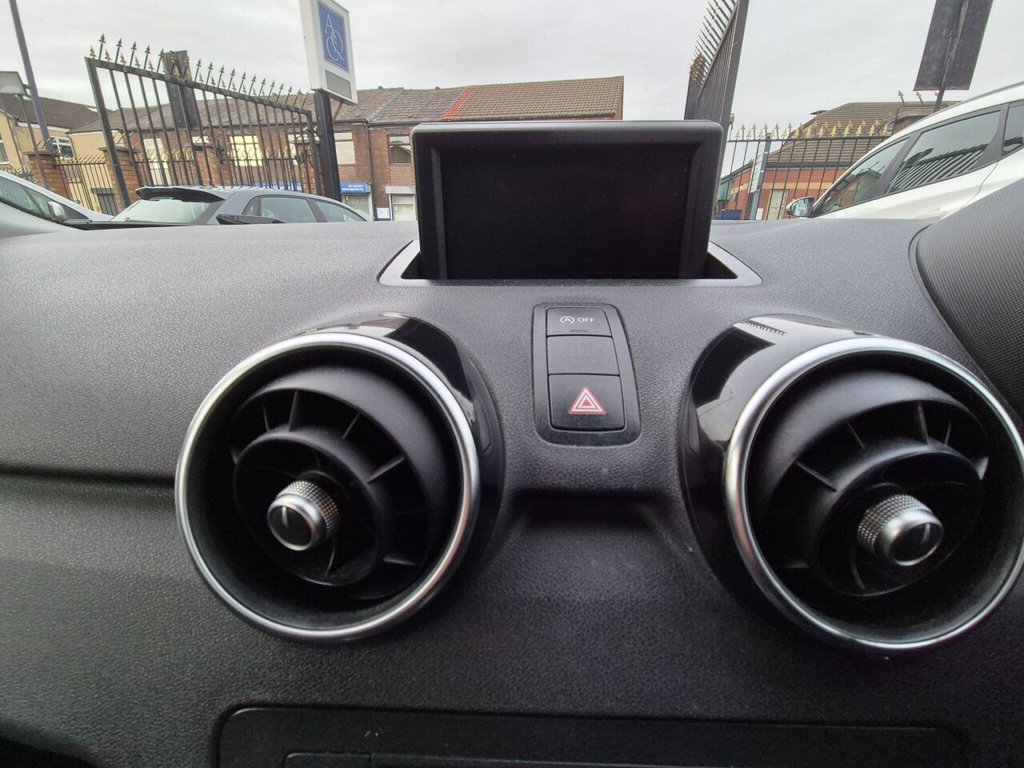 Used Audi A1 2011 for sale - 76711271: Photo 17