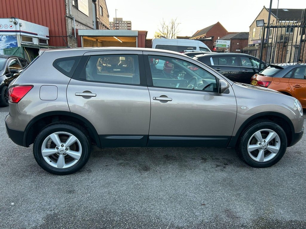 Used Nissan Qashqai 2009 for sale - 76642776: Photo 4