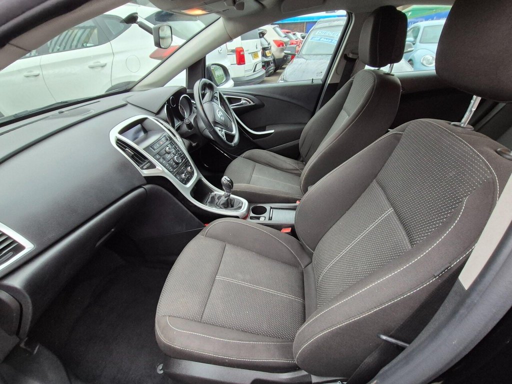 Used Vauxhall Astra 2011 for sale - 76724884: Photo 11