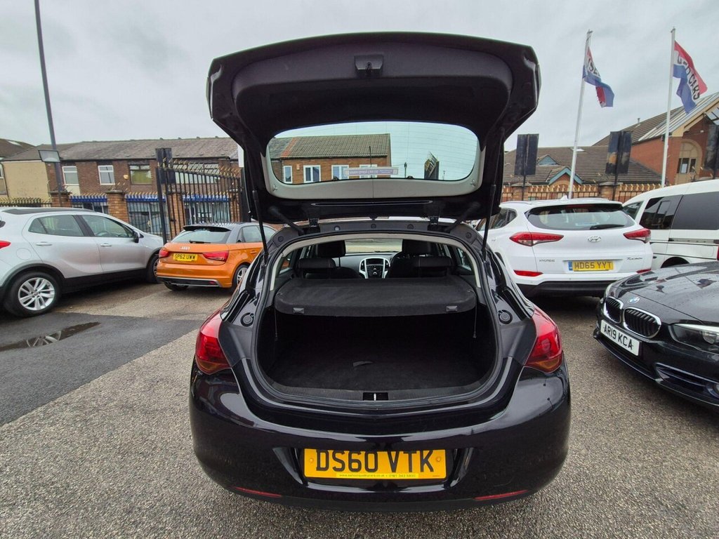 Used Vauxhall Astra 2011 for sale - 76724884: Photo 9