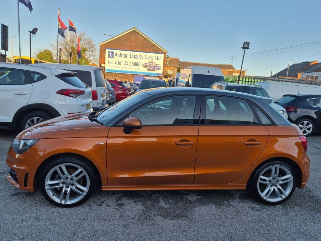 Used Audi A1 2012 for sale - 76642558: Photo 2
