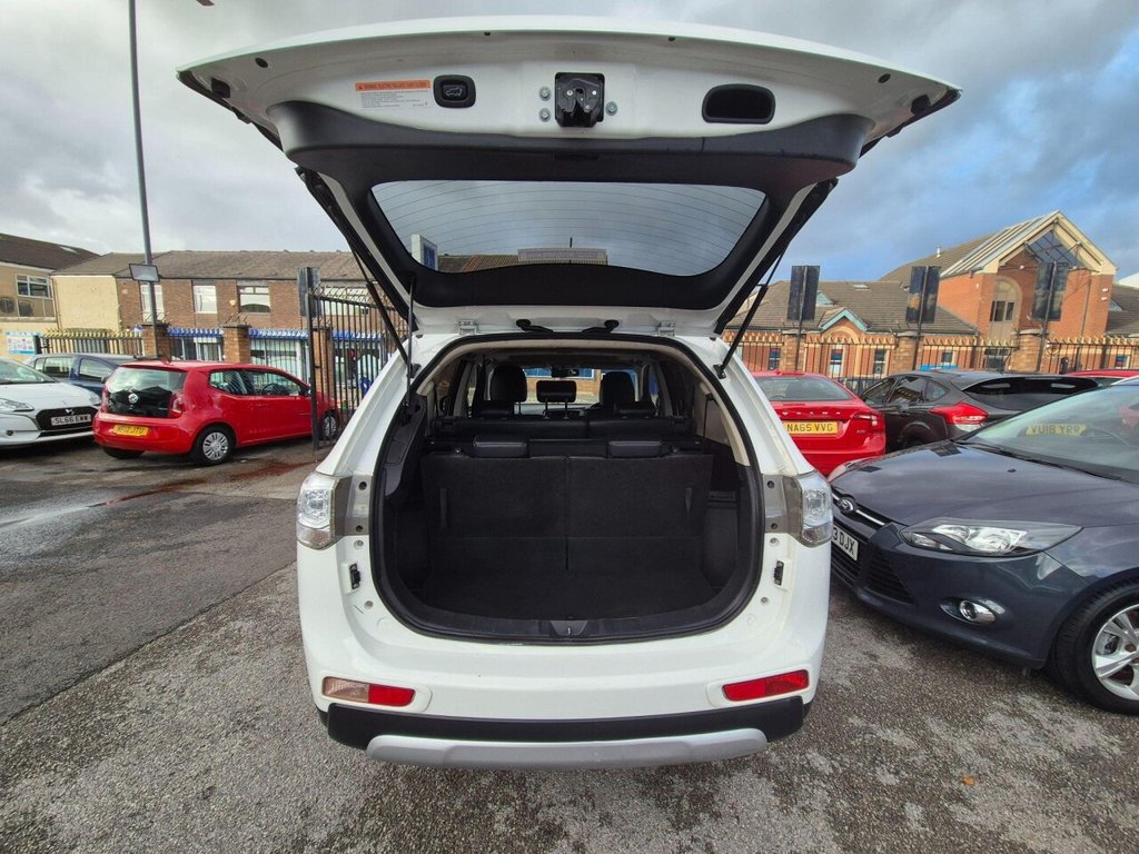 Used Mitsubishi Outlander 2014 for sale - 76396292: Photo 10