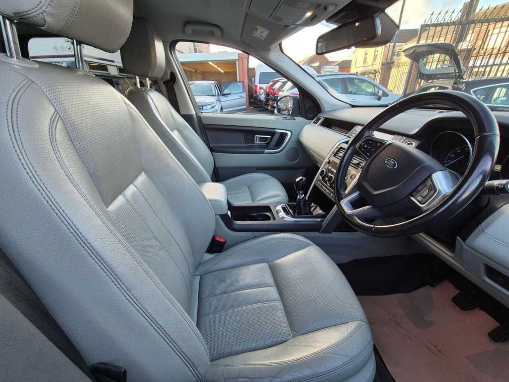 Used Land Rover Discovery Sport 2017 for sale - 76783825: Photo 16