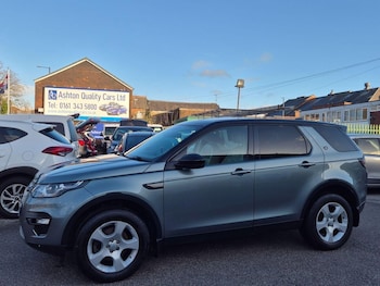 Used Land Rover Discovery Sport 2017 for sale - 76783825: Photo