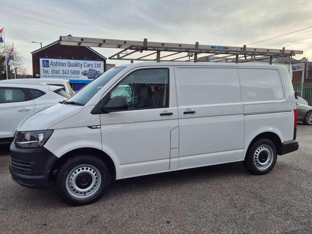 Used Volkswagen Transporter 2016 for sale - 76841467: Photo 1