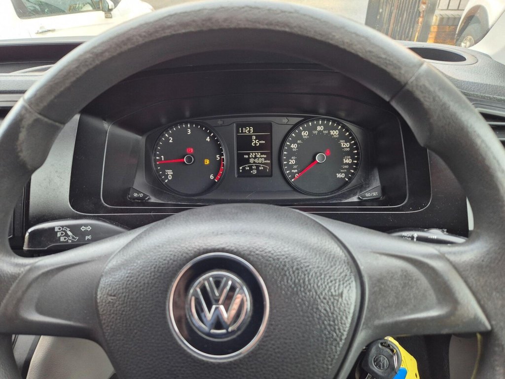 Used Volkswagen Transporter 2016 for sale - 76841467: Photo 21