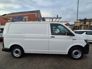 Used Volkswagen Transporter 2016 for sale - 76841467: Photo