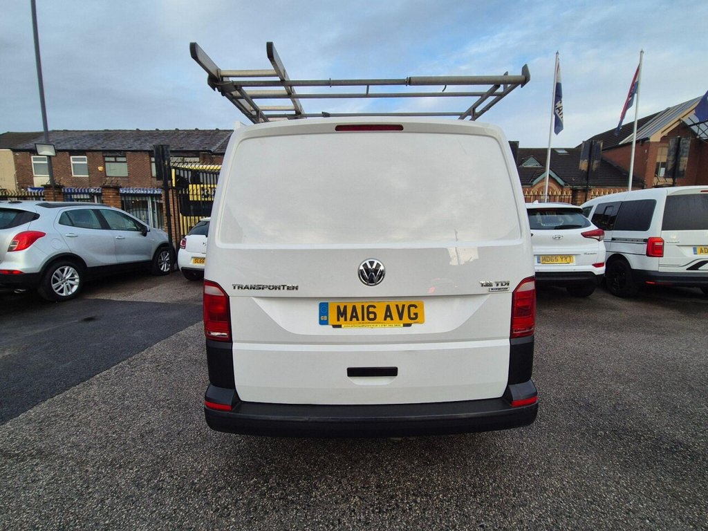 Used Volkswagen Transporter 2016 for sale - 76841467: Photo 9