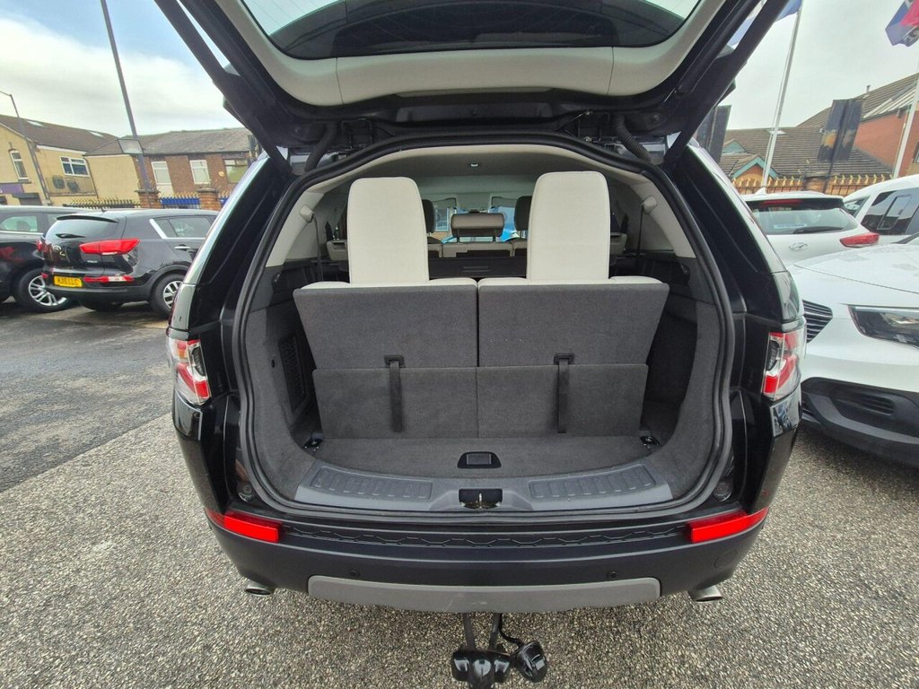 Used Land Rover Discovery Sport 2017 for sale - 76632196: Photo 11