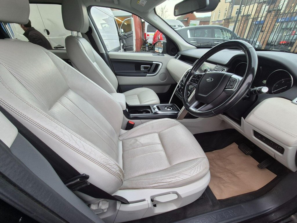 Used Land Rover Discovery Sport 2017 for sale - 76632196: Photo 12