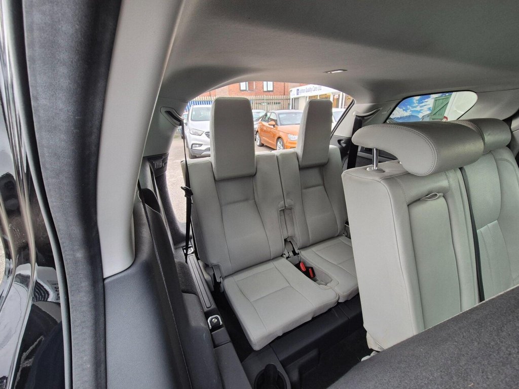 Used Land Rover Discovery Sport 2017 for sale - 76632196: Photo 19