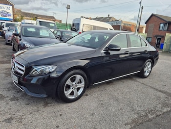 Used Mercedes-Benz E Class 2016 for sale - 76406546: Photo