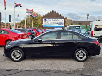 Used Mercedes-Benz C Class 2015 for sale - 76356786: Photo