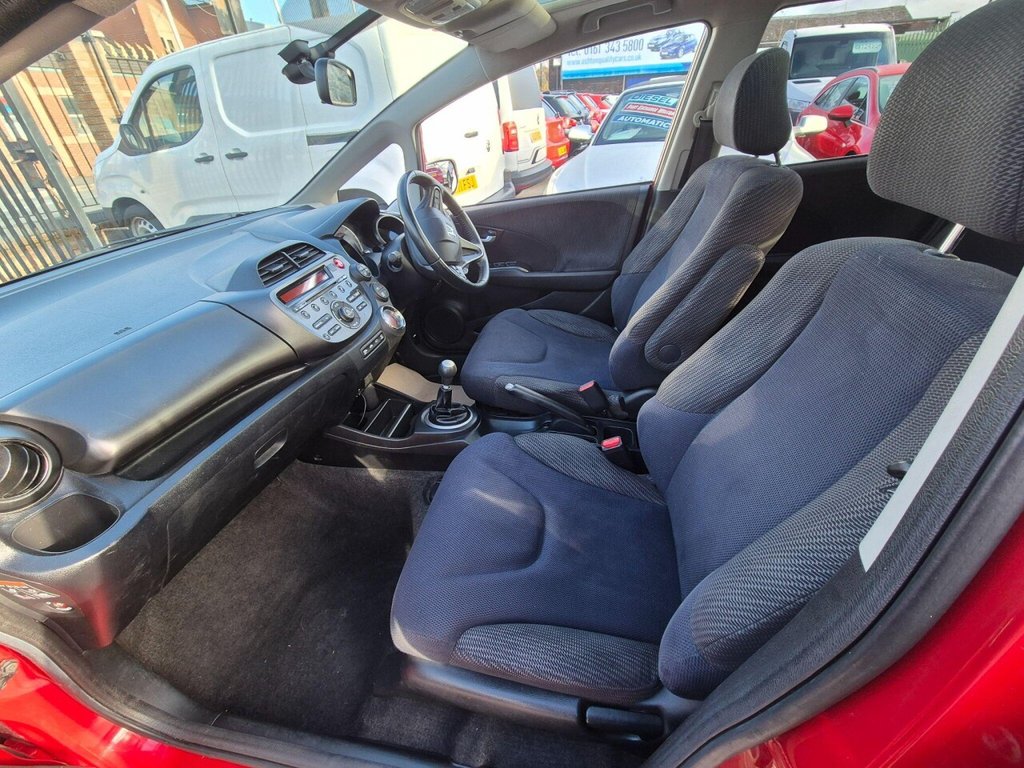 Used Honda Jazz 2013 for sale - 76510147: Photo 15