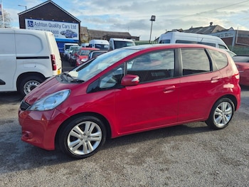 Used Honda Jazz 2013 for sale - 76510147: Photo