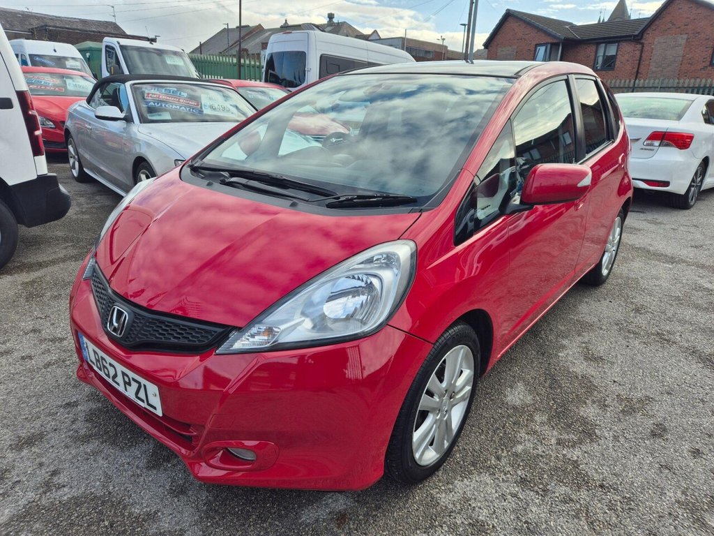 Used Honda Jazz 2013 for sale - 76510147: Photo 6