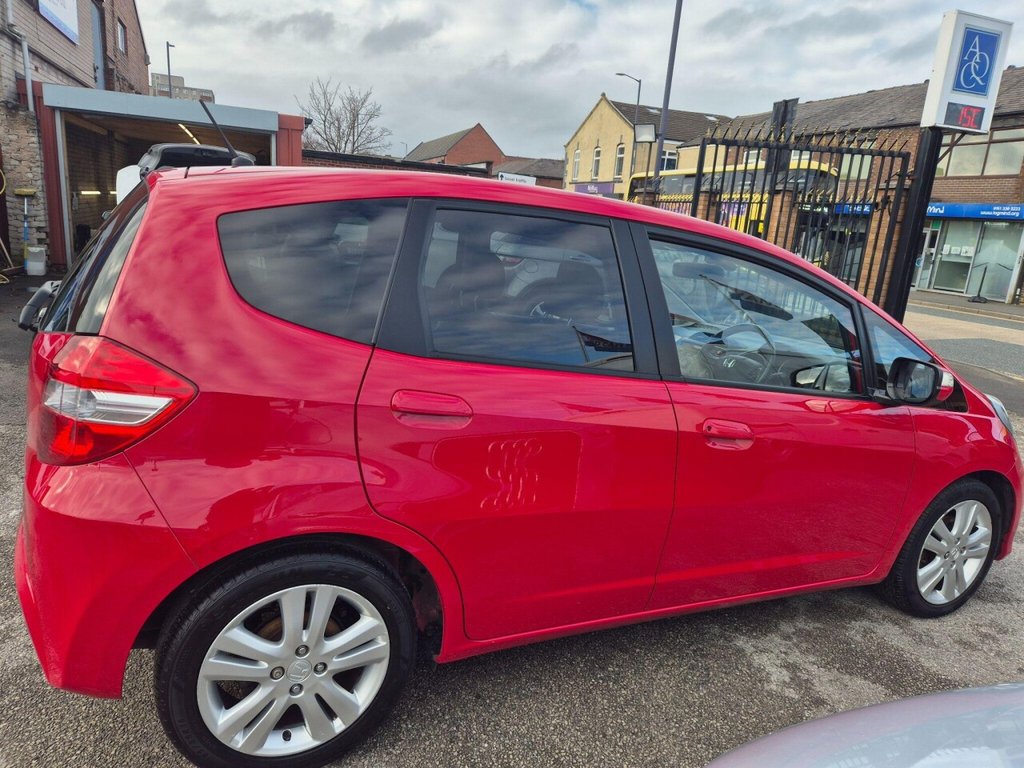 Used Honda Jazz 2013 for sale - 76510147: Photo 9