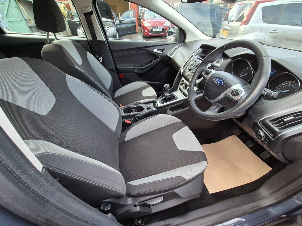 Used Ford Focus 2013 for sale - 76356966: Photo 11
