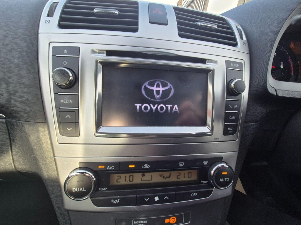 Used Toyota Avensis 2013 for sale - 76496753: Photo 19