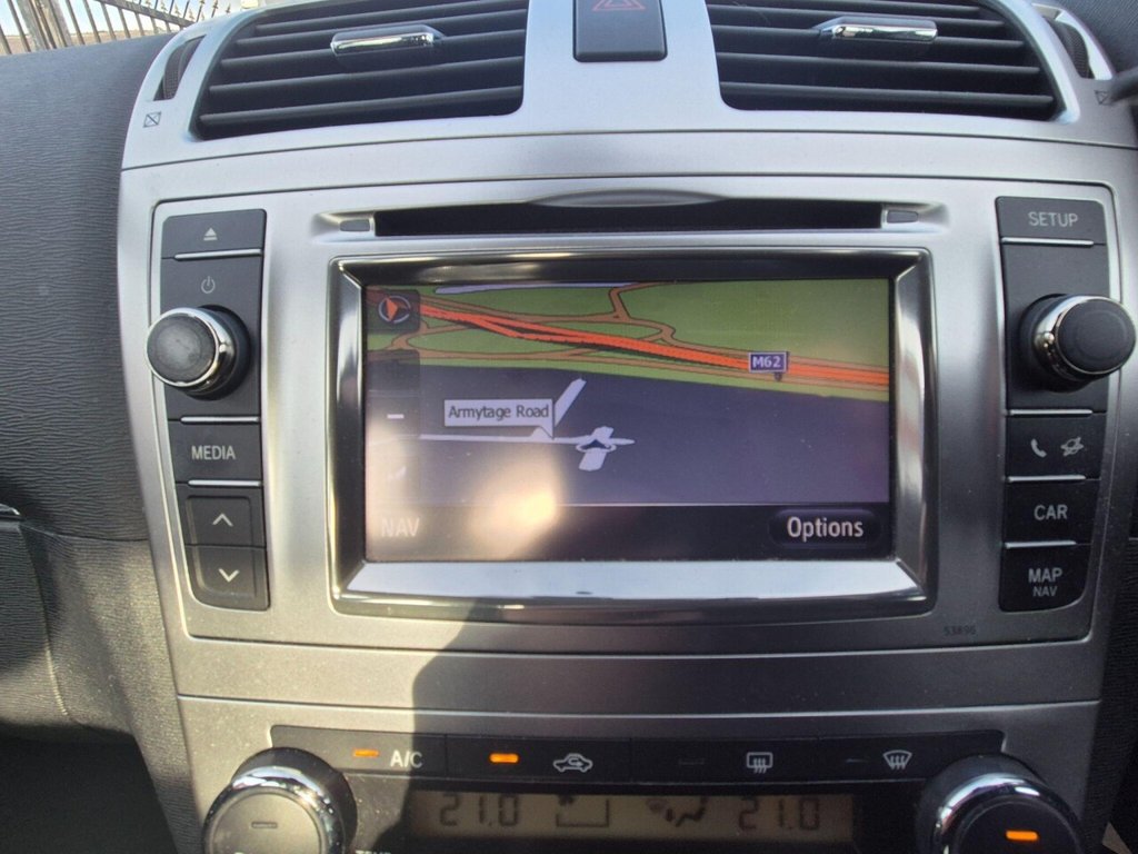 Used Toyota Avensis 2013 for sale - 76496753: Photo 20