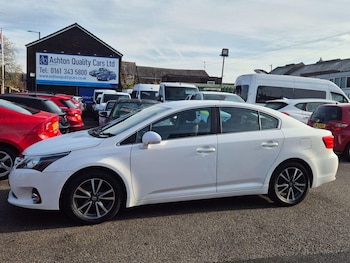 Used Toyota Avensis 2013 for sale - 76496753: Photo
