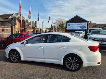 Used Toyota Avensis 2013 for sale - 76496753: Photo