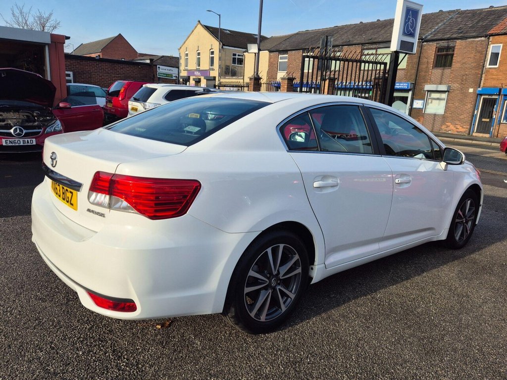Used Toyota Avensis 2013 for sale - 76496753: Photo 7